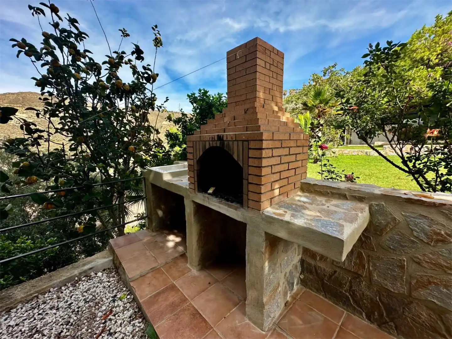 Houses for sale in Calle Córdoba, 9, Pueblo Español - Coveta Fumá Garden of Houses for sale in El Campello with Air Conditioner, Heating and Private garden