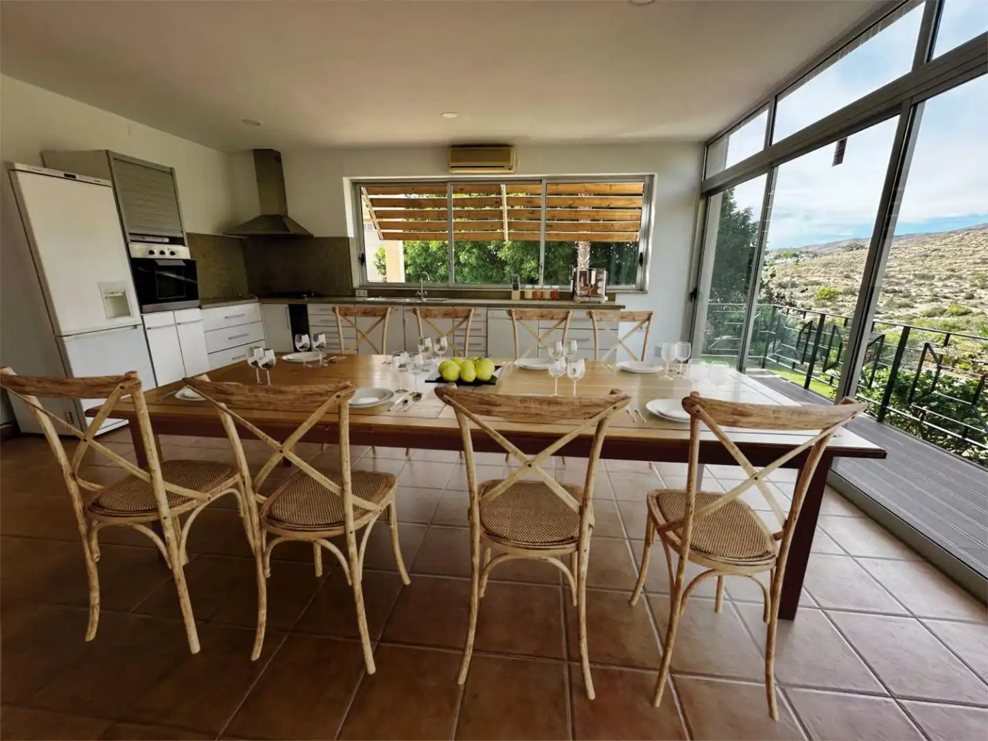 Houses for sale in Calle Córdoba, 9, Pueblo Español - Coveta Fumá Dining room of Houses for sale in El Campello with Air Conditioner, Heating and Private garden