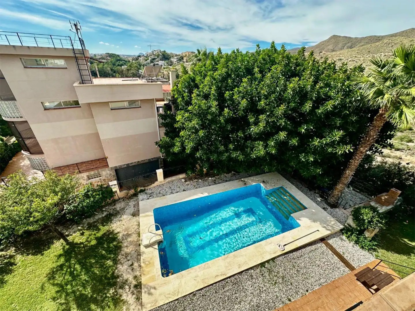 Houses for sale in Calle Córdoba, 9, Pueblo Español - Coveta Fumá Swimming pool of Houses for sale in El Campello with Air Conditioner, Heating and Private garden
