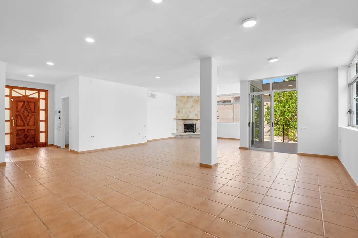 Casa o xalet en venda a Calle Córdoba, 9, Pueblo Español - Coveta Fumá Casa o xalet en venda en El Campello amb Aire condicionat, Calefacció i Jardí privat