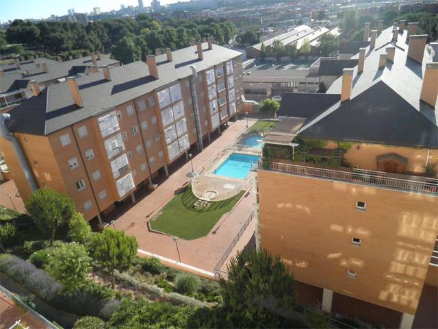 Piso en Alquiler en Calle de Sepúlveda, 7 en Los Cármenes