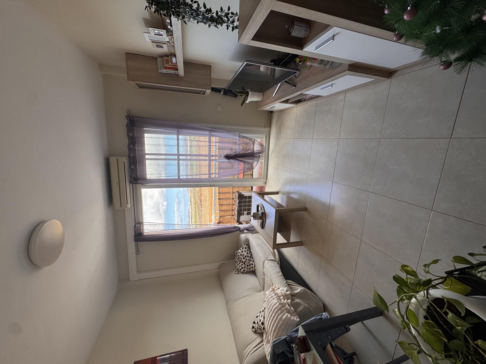 Living room of Flat to share in Arona  with Air Conditioner and Balcony