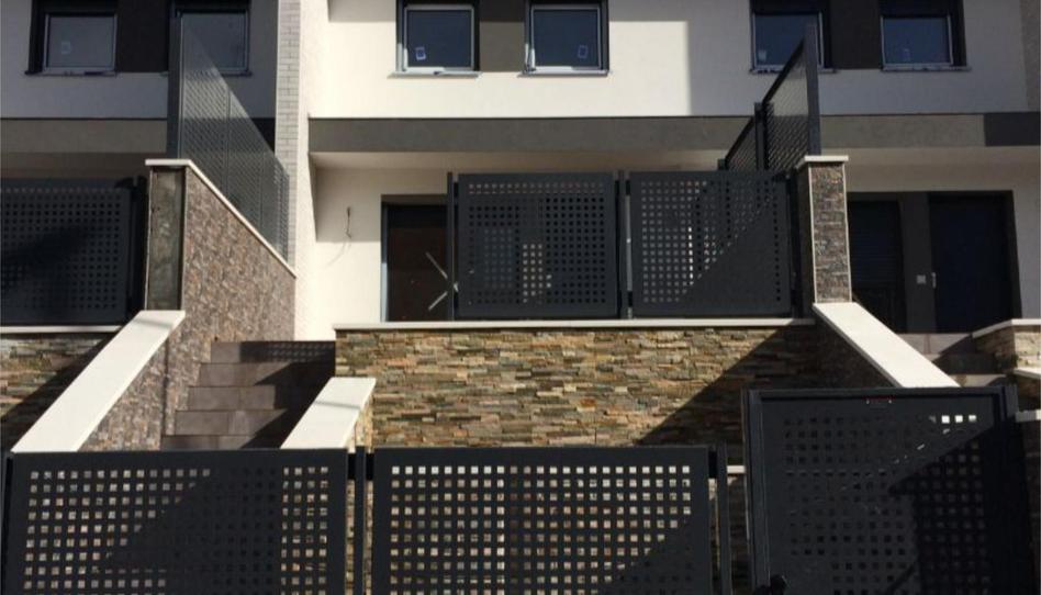 Casa adosada de lloguer a Errotabarri Kalea, 10, Sopela, Bizkaia - imatge 1 Foto 1 de Casa adosada de lloguer a Errotabarri Kalea, 10, Sopela, Bizkaia