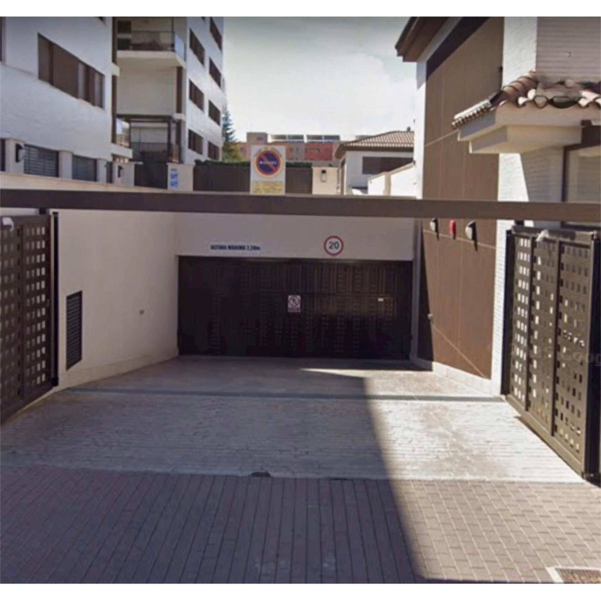 Aparcament de Garatge en venda en  Albacete Capital