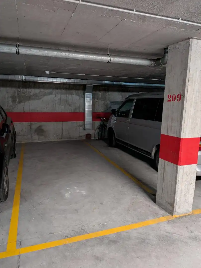 Parking de Garaje de alquiler en Zaragoza