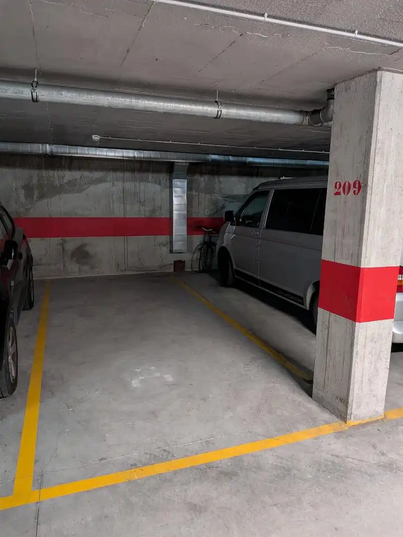 Parking de Garaje de alquiler en Zaragoza