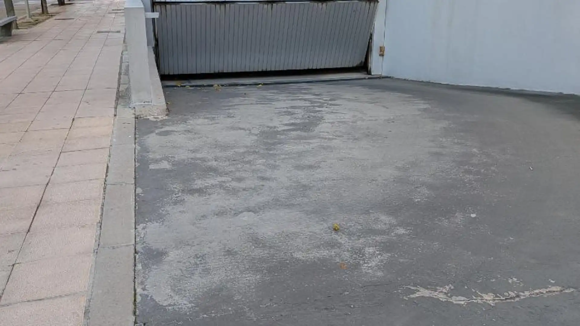 Parkplatz von Garage zur Miete in  Zaragoza Capital