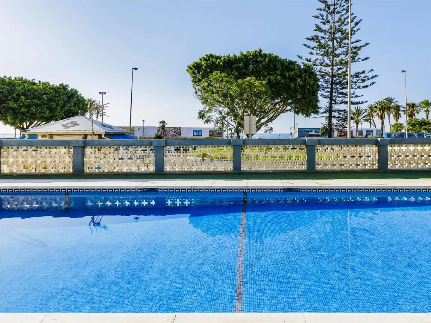 Schwimmbecken von Wohnung zum Verkauf in Vélez-Málaga mit Klimaanlage, Heizung und Schwimmbad