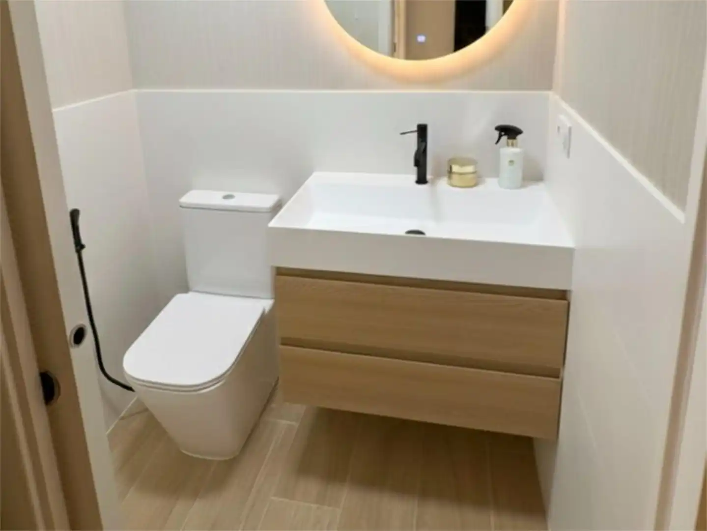 Badezimmer von Wohnung zum Verkauf in Vélez-Málaga mit Klimaanlage, Heizung und Schwimmbad