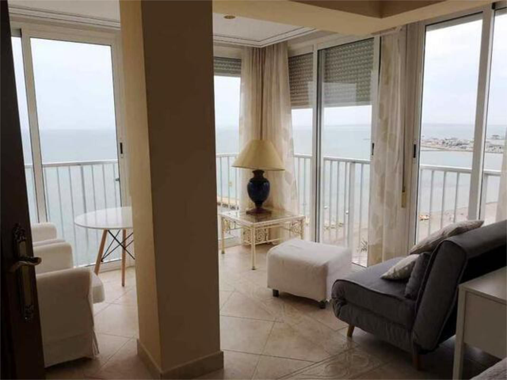 Flat to rent in Playa Levante