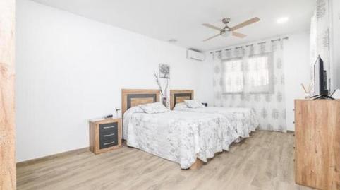 Casa adosada en venta en Peña de las Águilas, Elche / Elx - imagen 3 Foto 3 de Casa adosada en venta en Peña de las Águilas, Elche / Elx