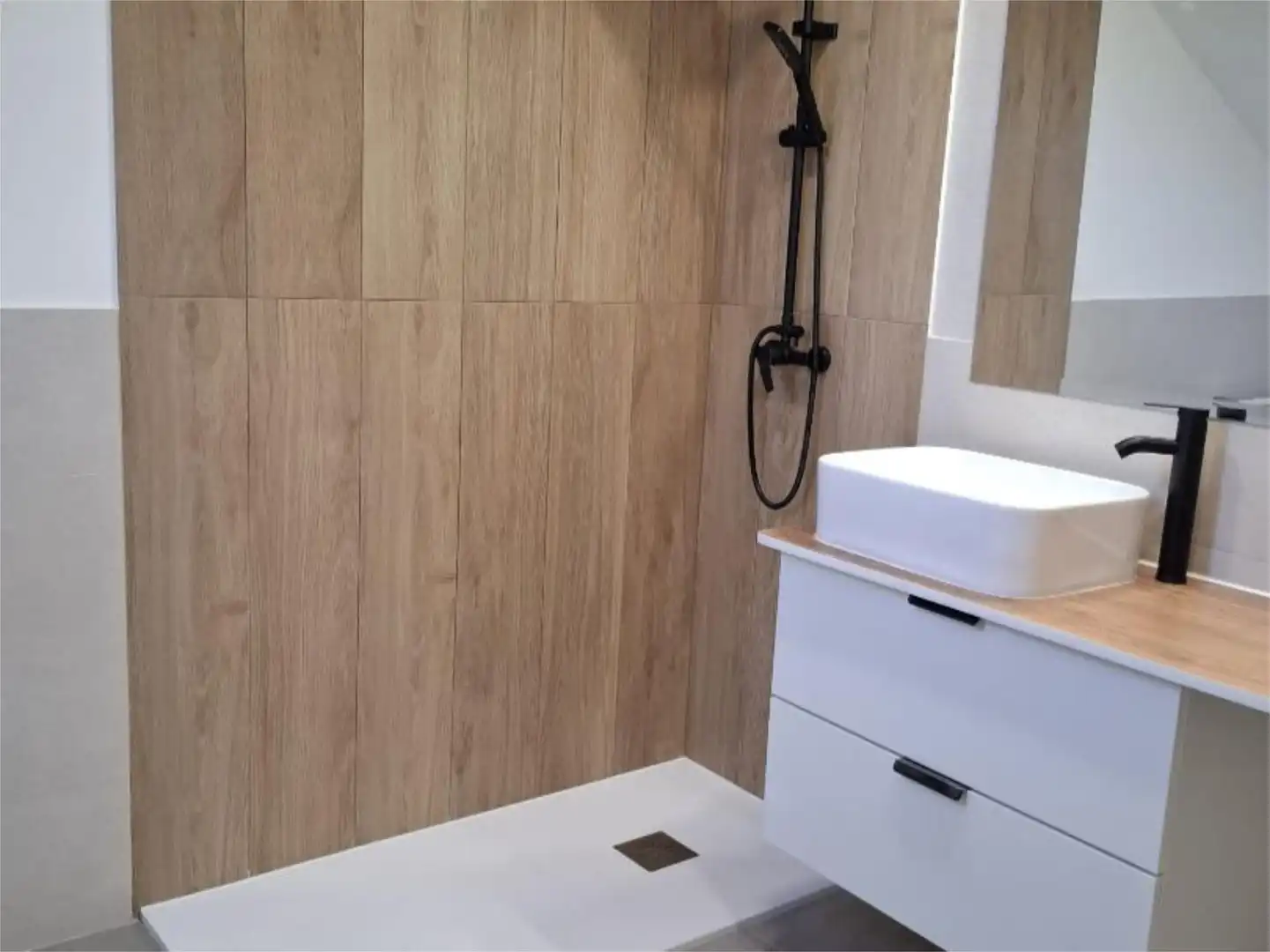 Flat for sale in Calle San Antonio, 56, El Cerro - Carretera de San Rafael Bathroom of Flat for sale in Segovia Capital with Terrace and Balcony