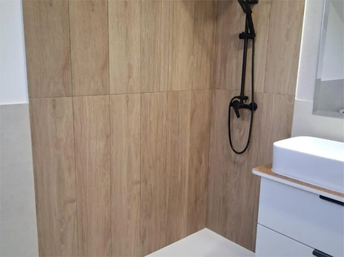 Flat for sale in Calle San Antonio, 56, El Cerro - Carretera de San Rafael Bathroom of Flat for sale in Segovia Capital with Terrace and Balcony