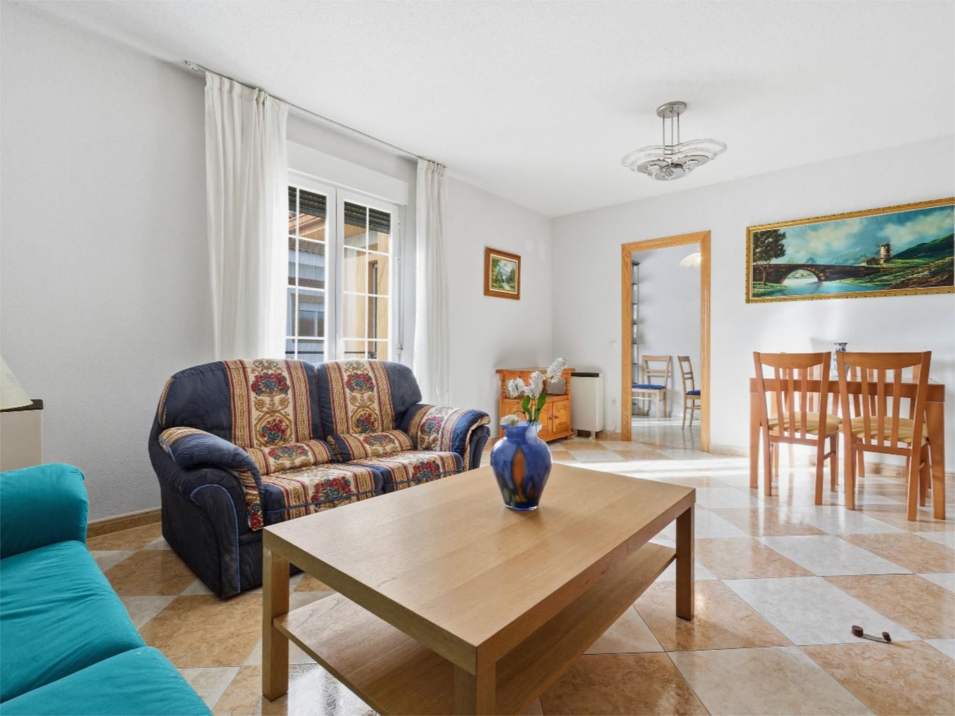 Flat for sale in Plaza de España, 1, Colmenar del Arroyo Living room of Flat for sale in Colmenar del Arroyo with Heating, Furnished and Balcony