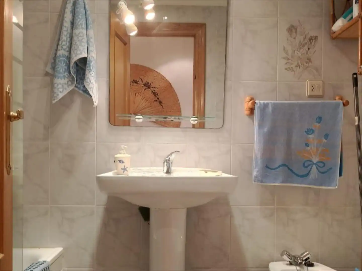 Bathroom of Flat for sale in Lodosa  with Heating, Parquet flooring and Storage room