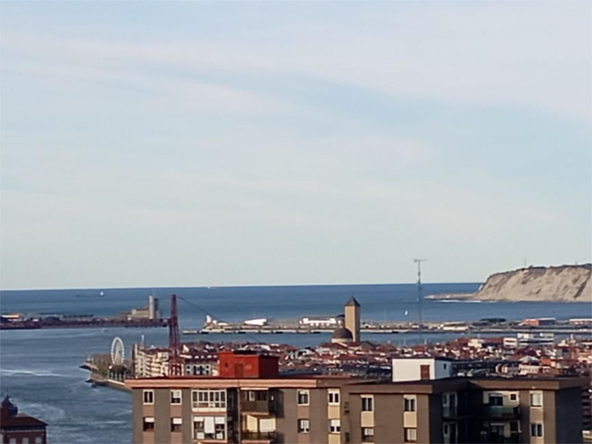 Flat for sale in Grupo Nuestra Señora del Carmen, La Paz - El Carmen - Anunciación Exterior view of Flat for sale in Sestao with Heating, Terrace and Storage room