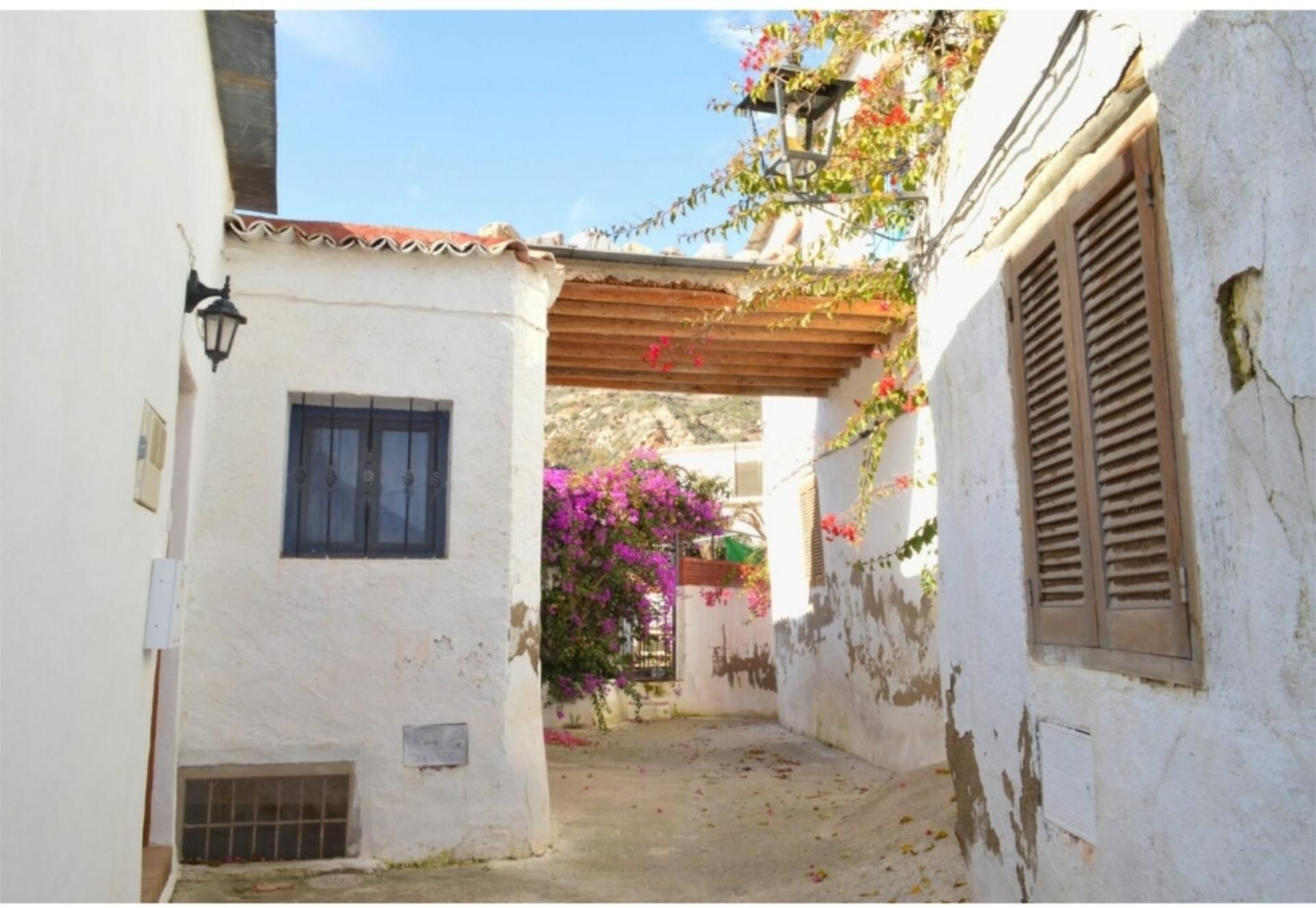 Finca rústica en venda a Lugar Los Montoros, 12, Ugíjar Vista exterior de Finca rústica en venda en Ugíjar amb Terrassa