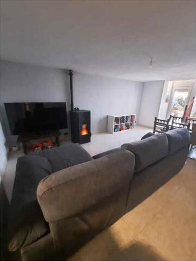 Sala d'estar de Casa o xalet en venda en Os de Balaguer amb Piscina