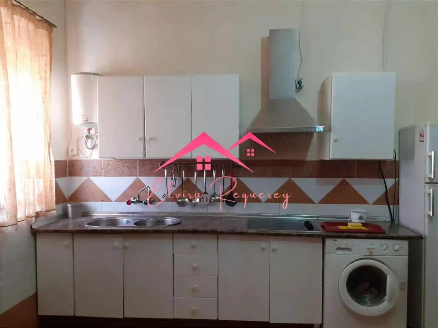 Cuina de Casa o xalet en venda en Lucena amb Terrassa