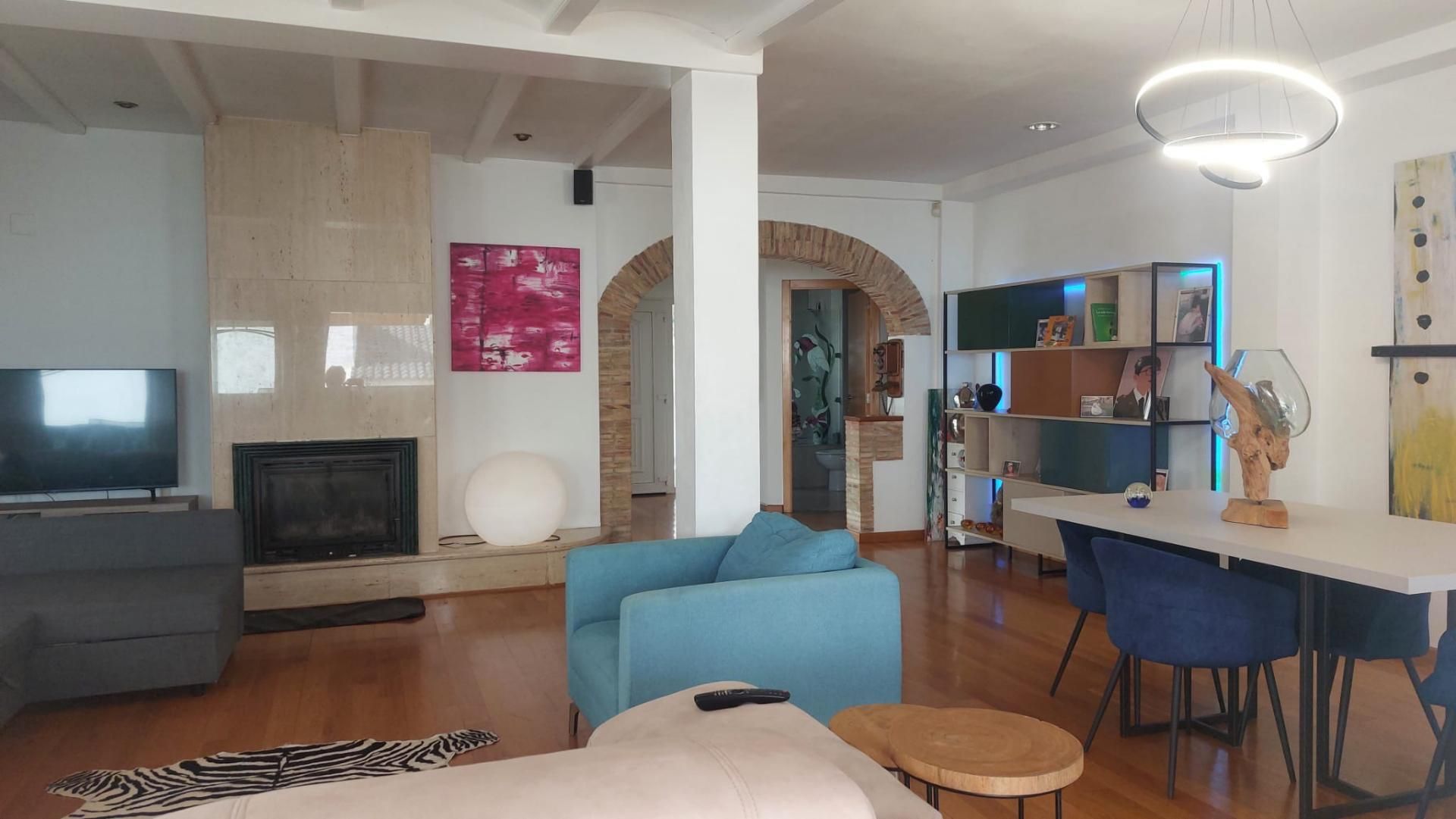 Living room of House or chalet for sale in Carlet  with Air Conditioner and Terrace