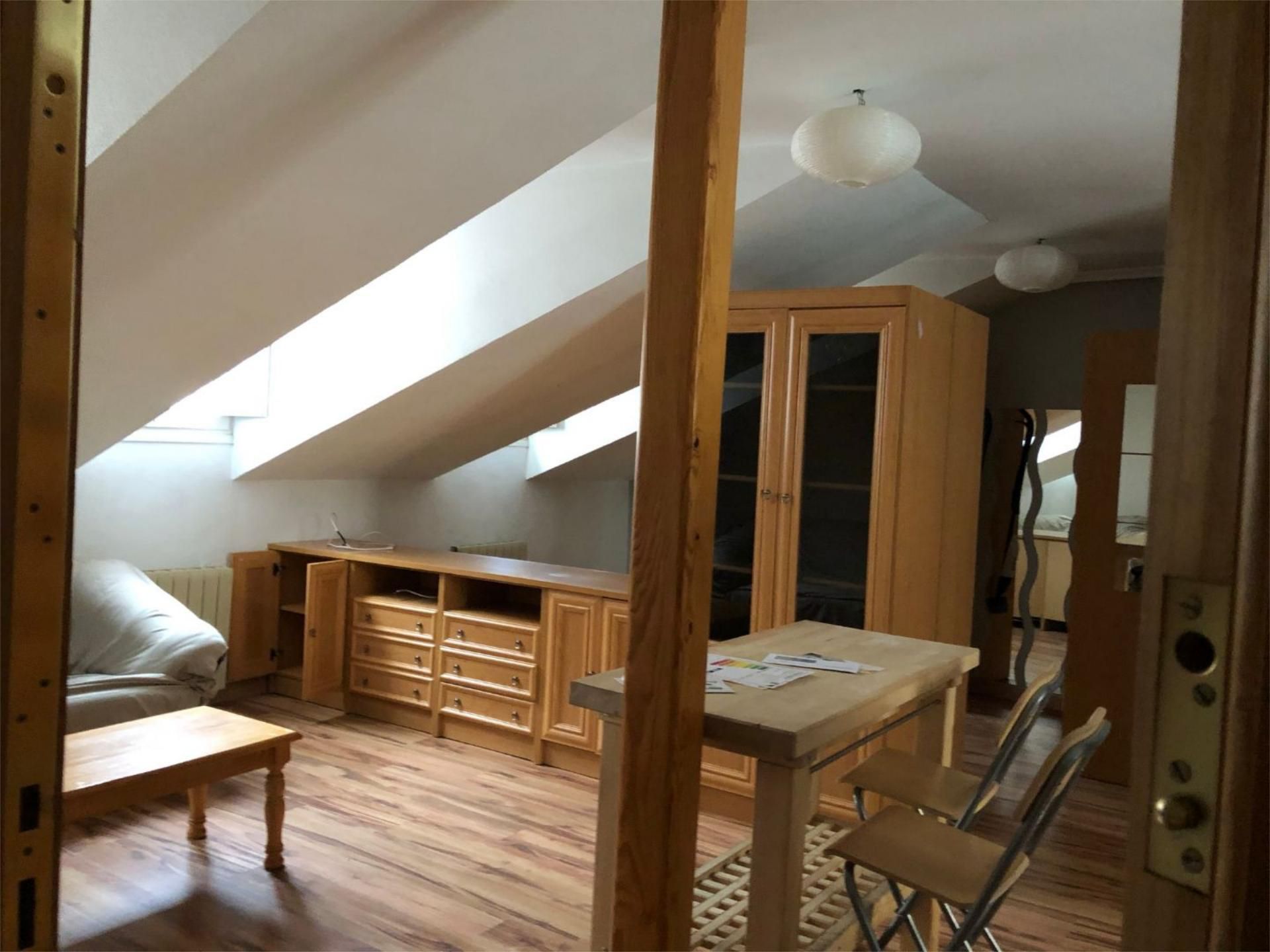 Attic to rent in Valladolid Capital  with Furnished