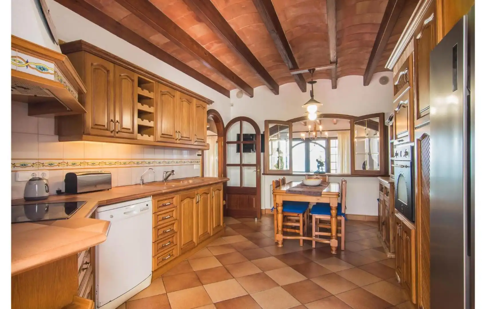 Casa o chalet de alquiler en Avinguda d'Amèrica, 41, Cala Ratjada Cocina de Casa o chalet de alquiler en Capdepera con Aire acondicionado, Calefacción y Terraza