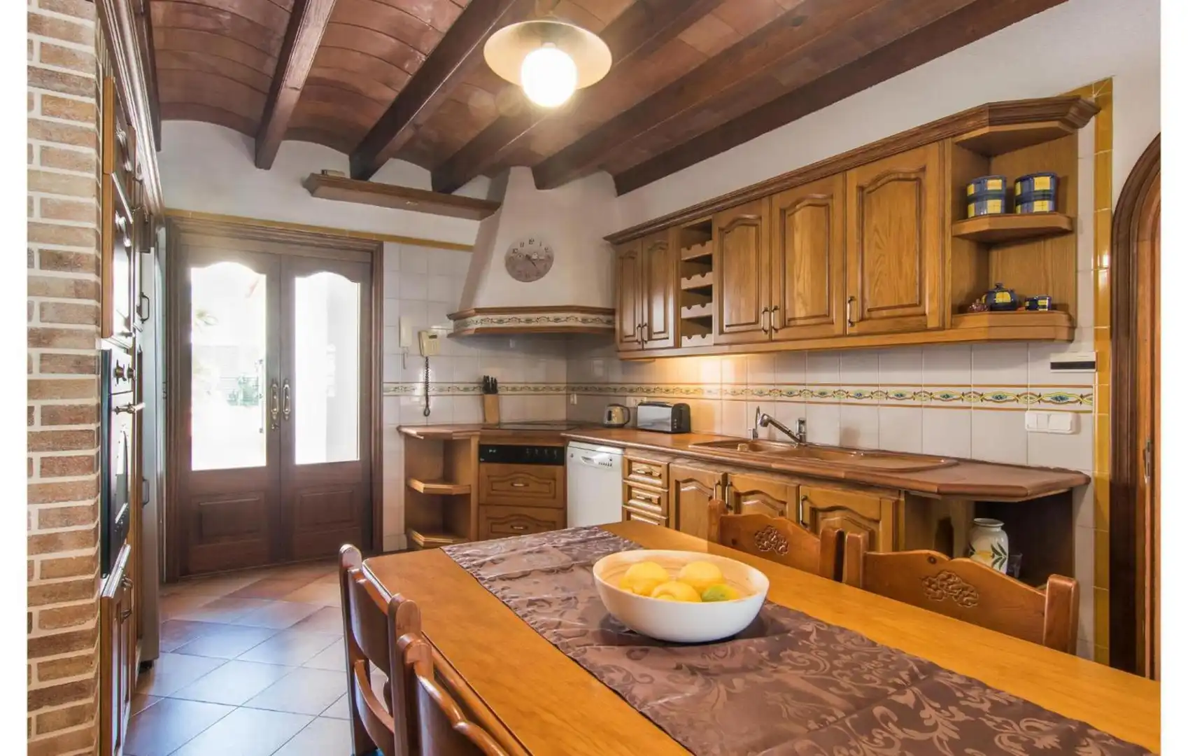 Casa o chalet de alquiler en Avinguda d'Amèrica, 41, Cala Ratjada Cocina de Casa o chalet de alquiler en Capdepera con Aire acondicionado, Calefacción y Terraza