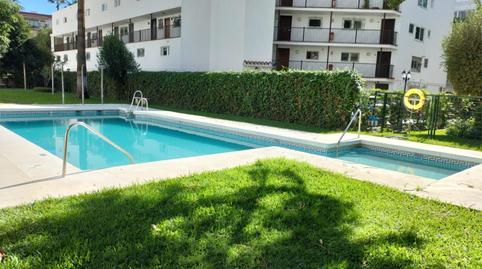 Photo 2 of Flat for sale in Calle Pablo Casals, 11d, Playa de la Fontanilla, Málaga