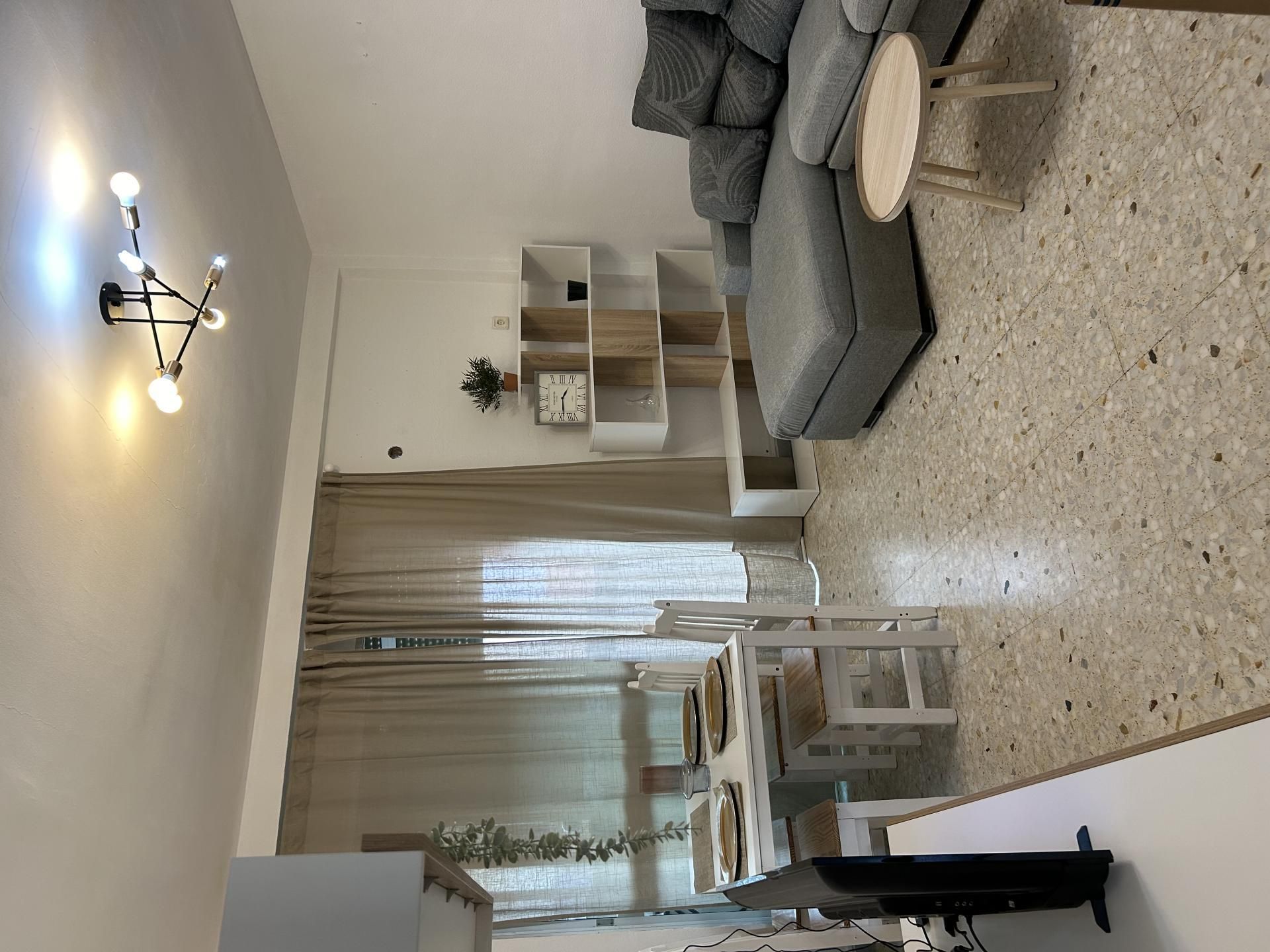 Living room of Flat to share in  Sevilla Capital  with Air Conditioner, Heating and Furnished