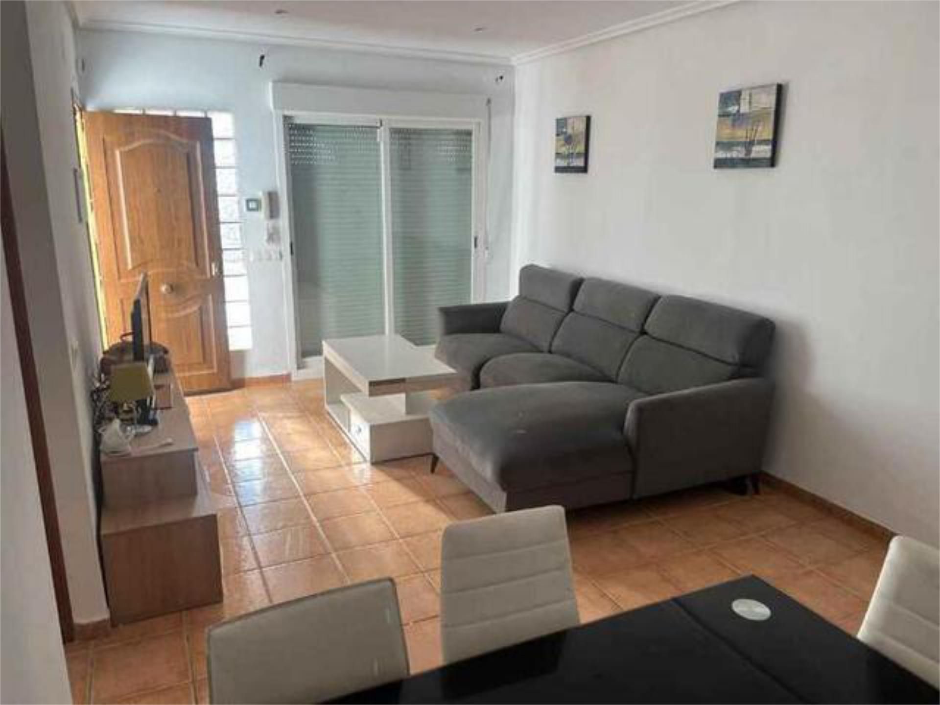 Sala d'estar de Apartament en venda en Úbeda amb Calefacció, Terrassa i Piscina