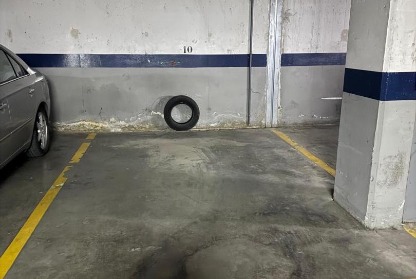 Garage to rent in Calle Palma del Río, 24, Puerta Blanca, Málaga - image 1 Photo 1 of Garage to rent in Calle Palma del Río, 24, Puerta Blanca, Málaga