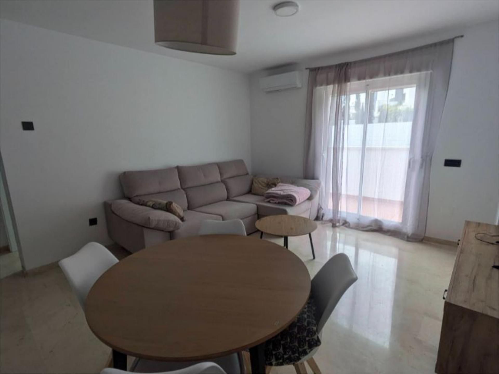 Apartament de lloguer a Calle Julian Embid Luna, 15, La Colina