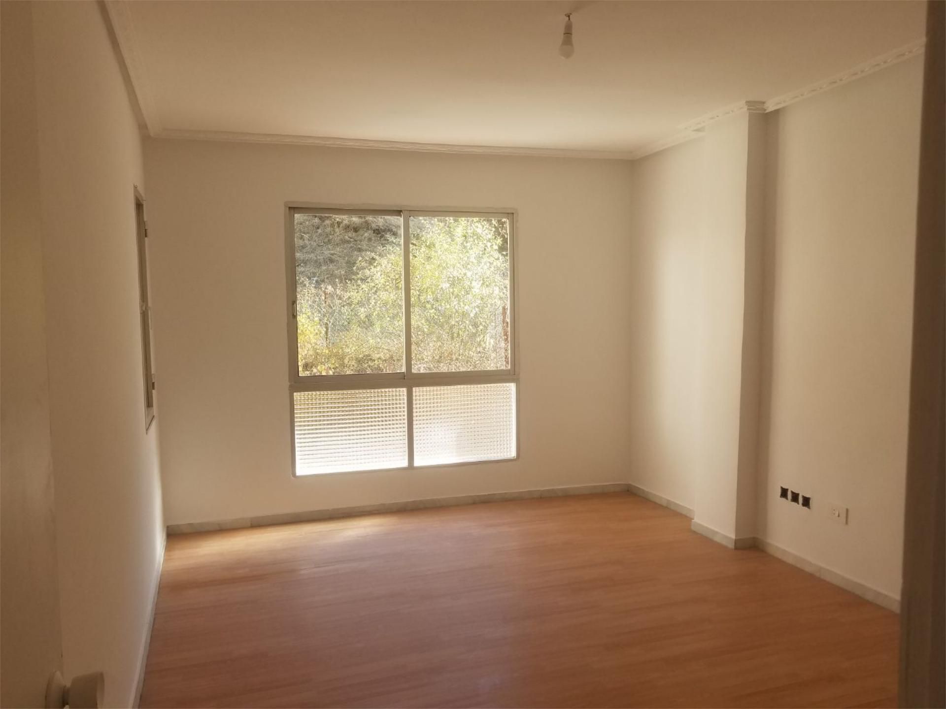 Bedroom of Flat to rent in La Pola de Gordón 