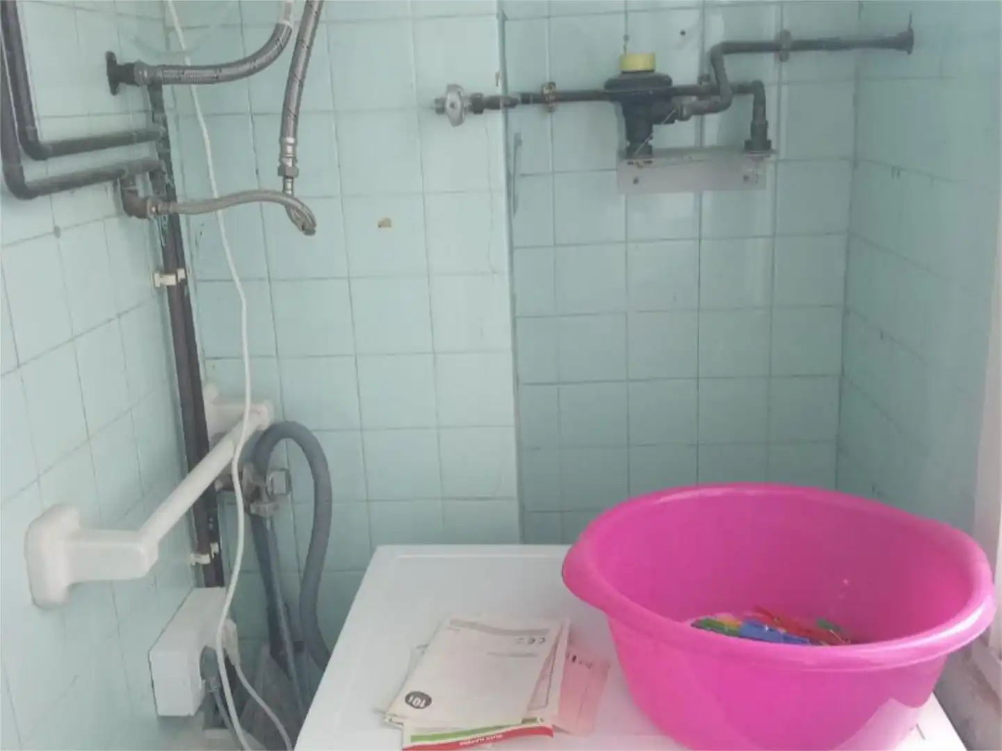 Bathroom of Flat for rent in Ferrol  with Heating, Parquet flooring and Furnished