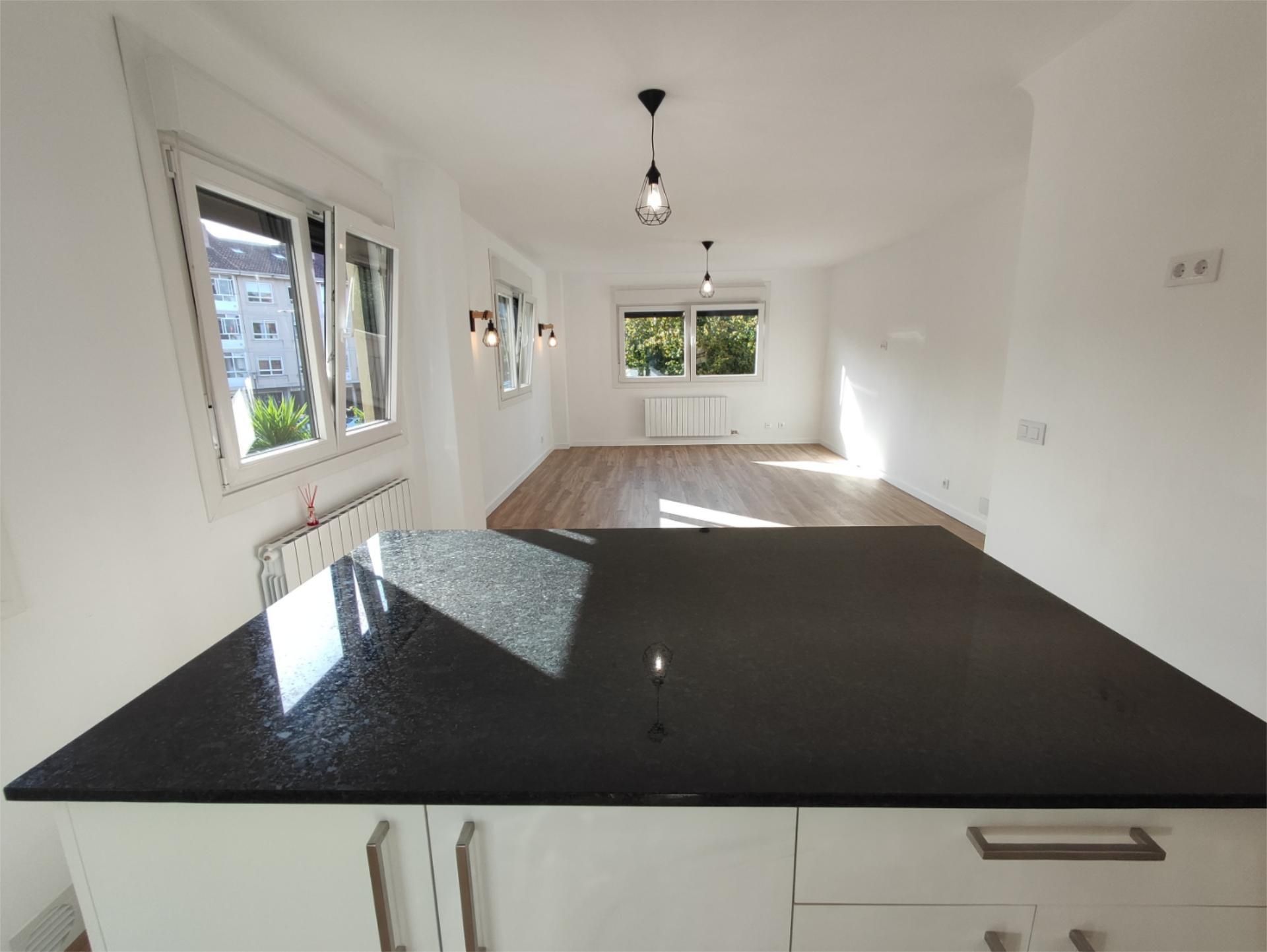 Pis en venda a Avenida Elduayen, 15, Gondomar Cuina de Pis en venda en Gondomar