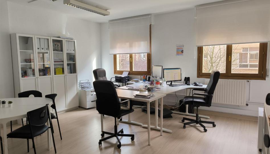 Office to rent in Salvador de Azpiazu Ibilbidea, 13, San Martín, Araba - Álava - image 1 Photo 1 of Office to rent in Salvador de Azpiazu Ibilbidea, 13, San Martín, Araba - Álava
