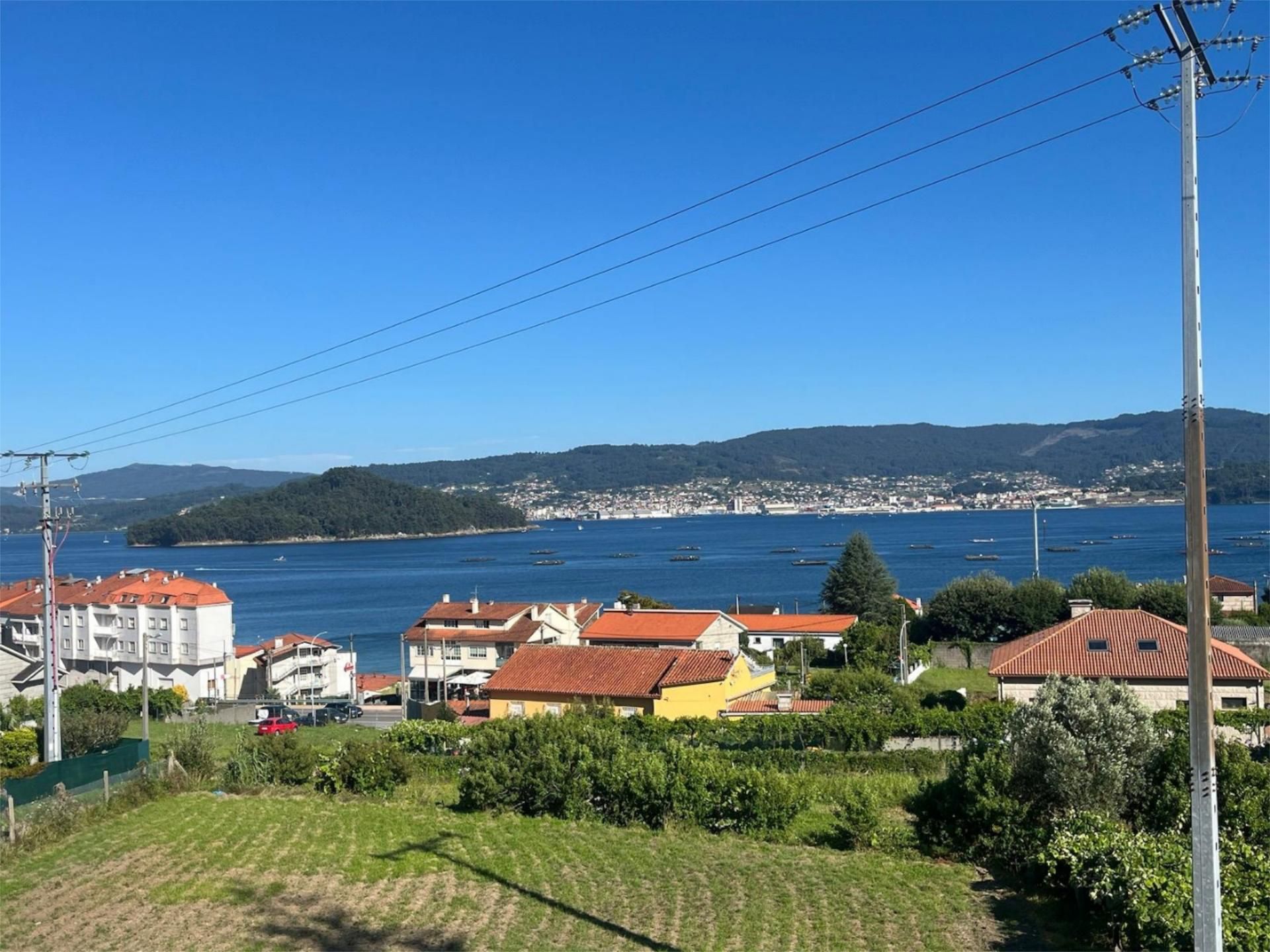 Vista exterior de Apartament de lloguer en Poio amb Terrassa, Moblat i Forn