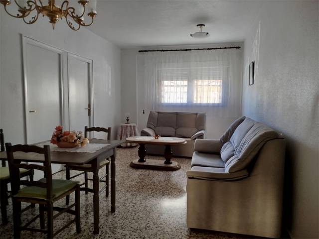 Piso en Alquiler en Calle Roma, 4 en San Ginés