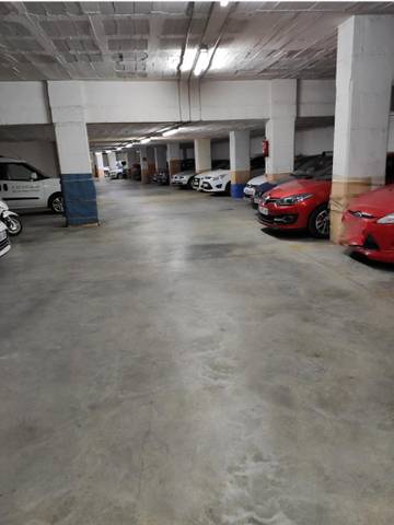 Garaje en Alquiler en Carrer Josep Pla, 1 en Vista Alegre