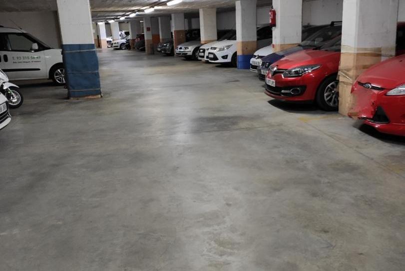 Foto 1 de Garatge de lloguer a Carrer Josep Pla, 1, Vista Alegre, Barcelona