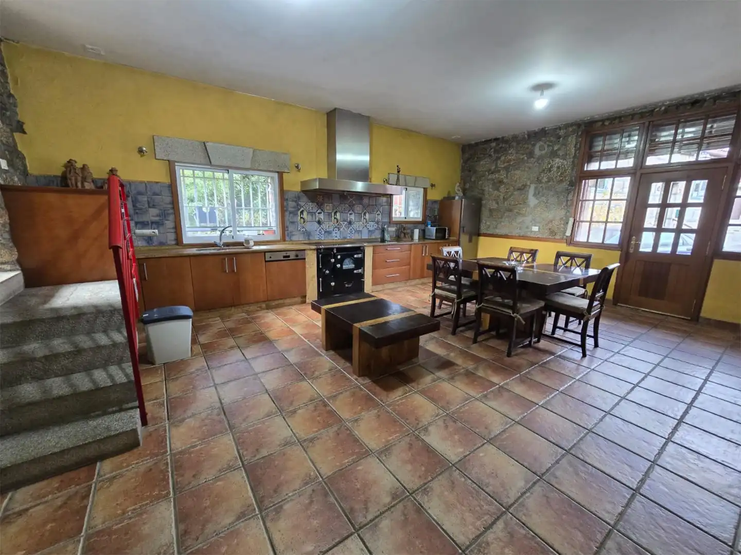Casa o xalet en venda a Aldea a Pousa, 1, As Lagoas Cuina de Casa o xalet en venda en Ourense Capital amb Terrassa, Piscina i Balcó