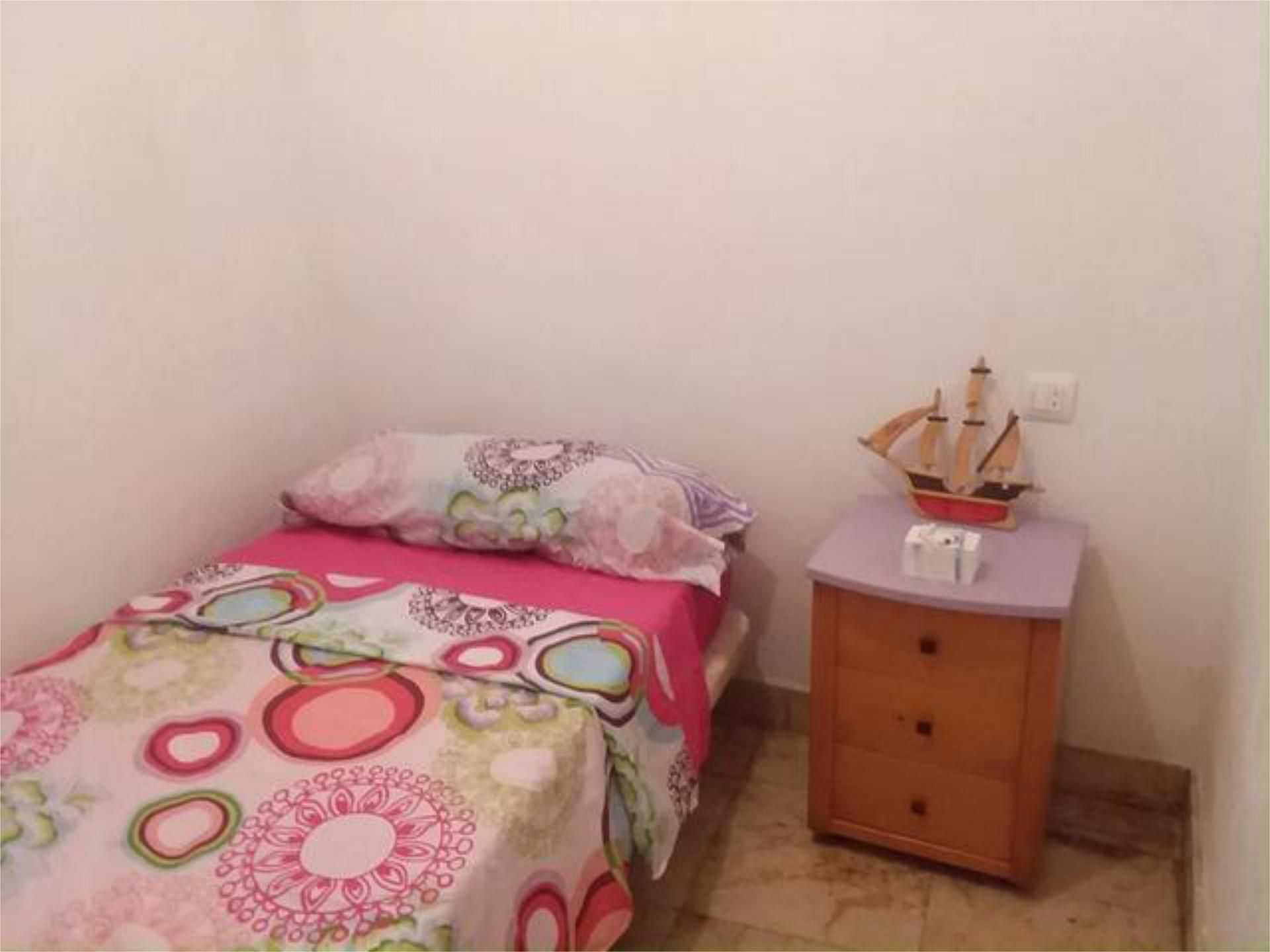 Bedroom of Apartment to rent in Jerez de la Frontera