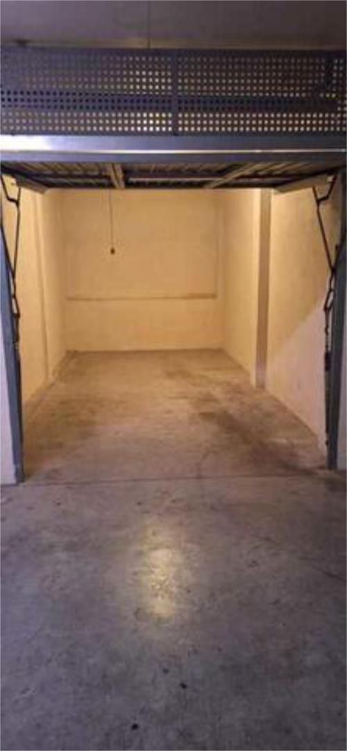 Garage to rent in Armilla