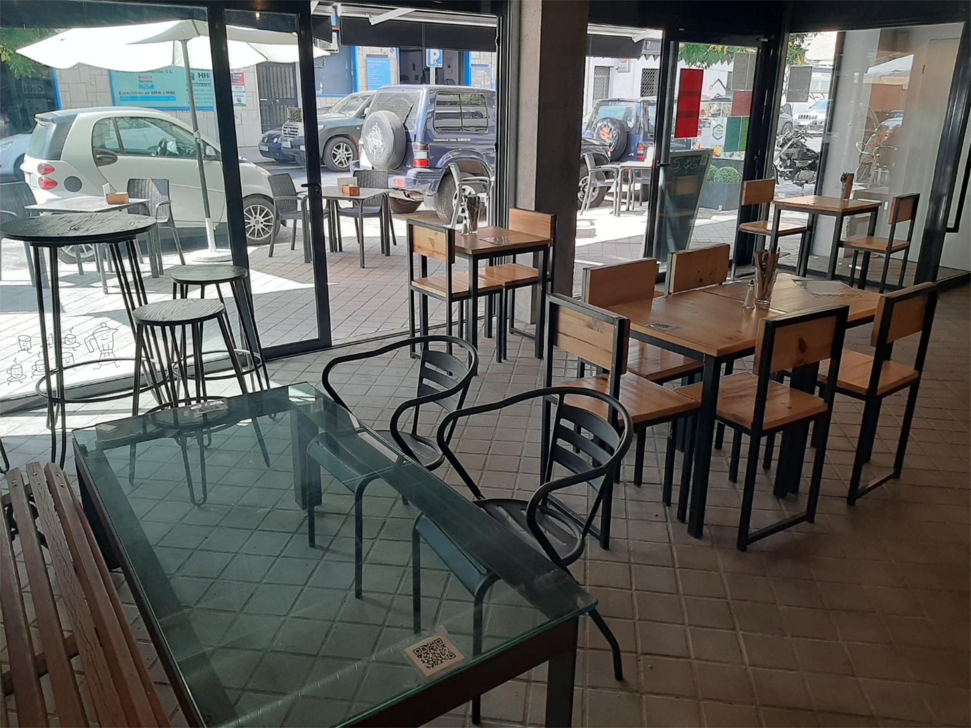 Premises to rent in Calle de Albasanz, Simancas Premises to rent in Madrid Capital with Air Conditioner