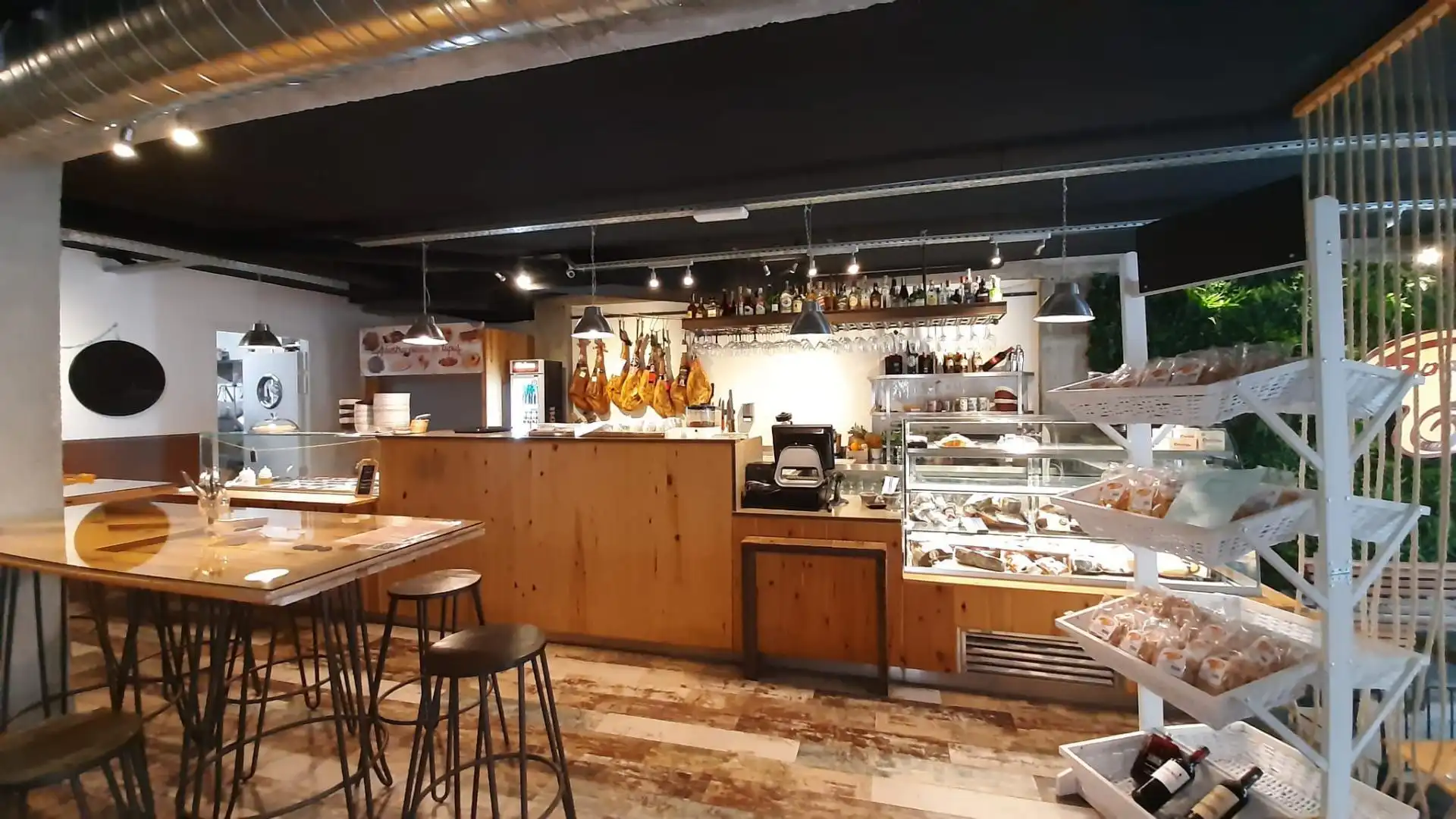 Local de lloguer en Madrid amb Aire condicionat