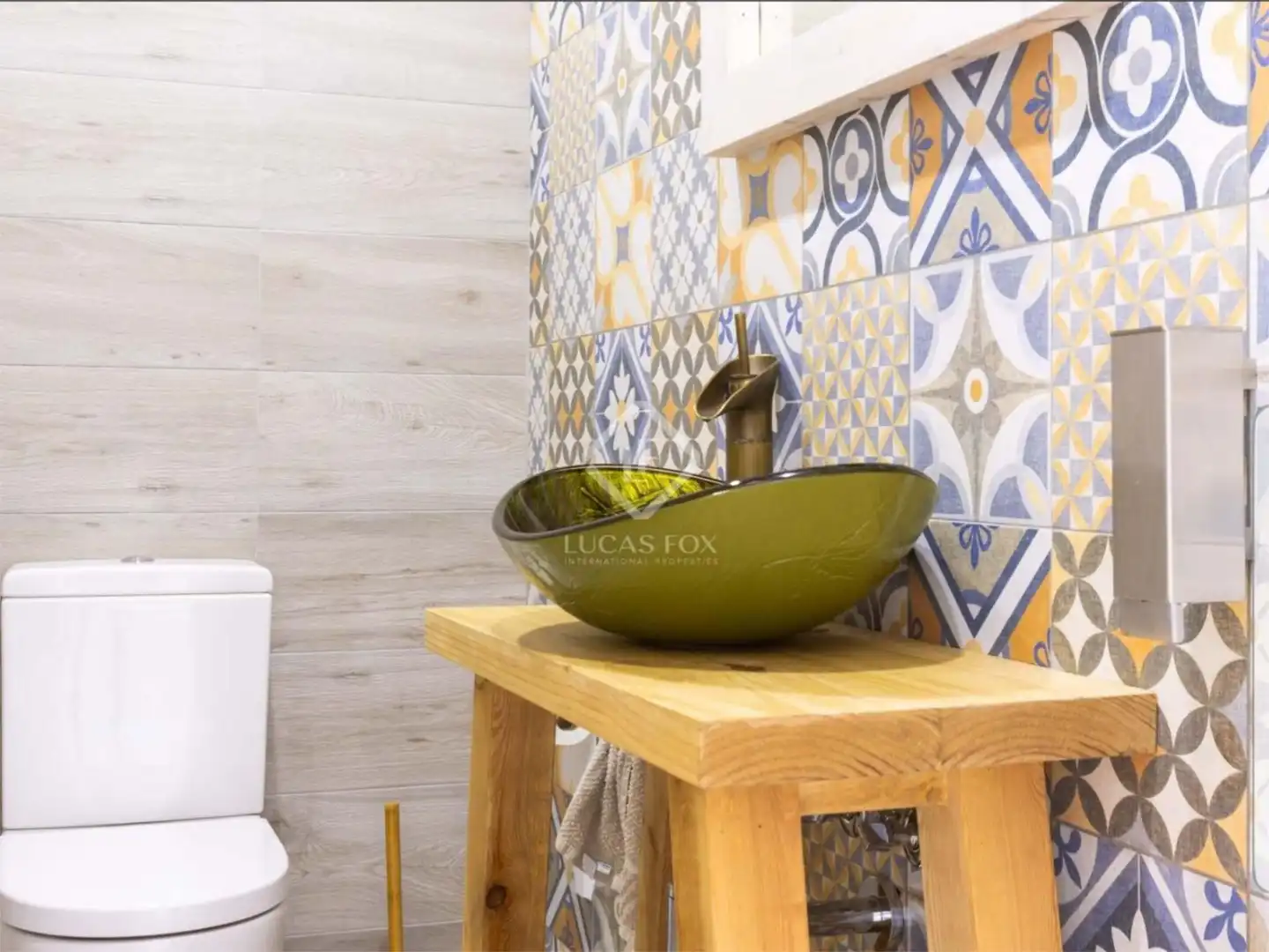 Badezimmer von Wohnung zum Verkauf in Sant Andreu de Llavaneres mit Klimaanlage, Terrasse und Balkon