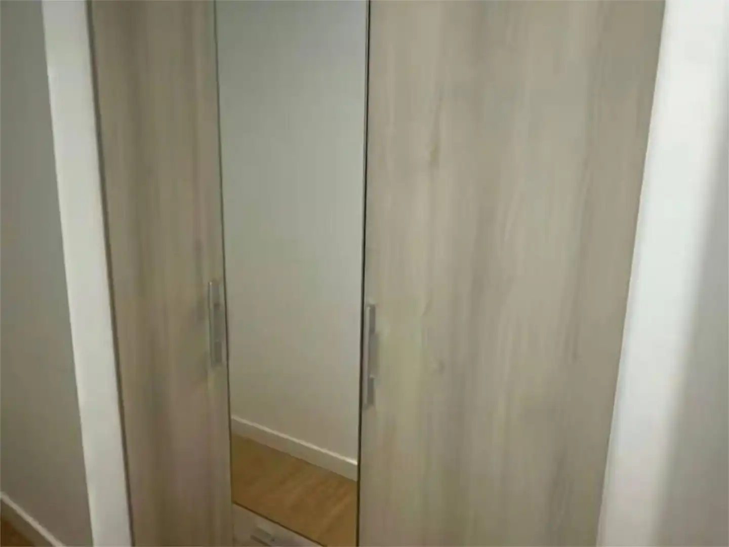 Piso de alquiler en Calle Hernán Ruiz, 26, El Cerro Habitación de Piso de alquiler en Sevilla