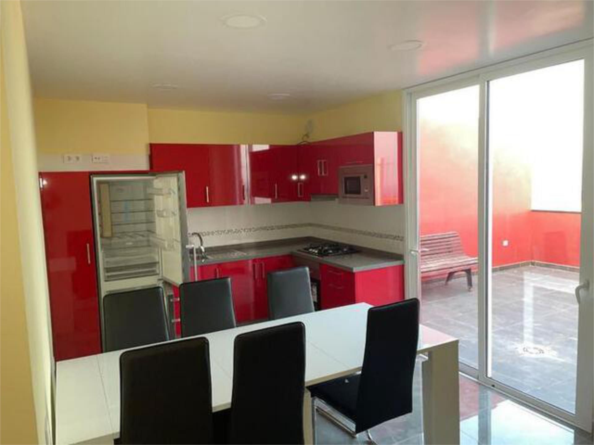 Attic to rent in El Tablero