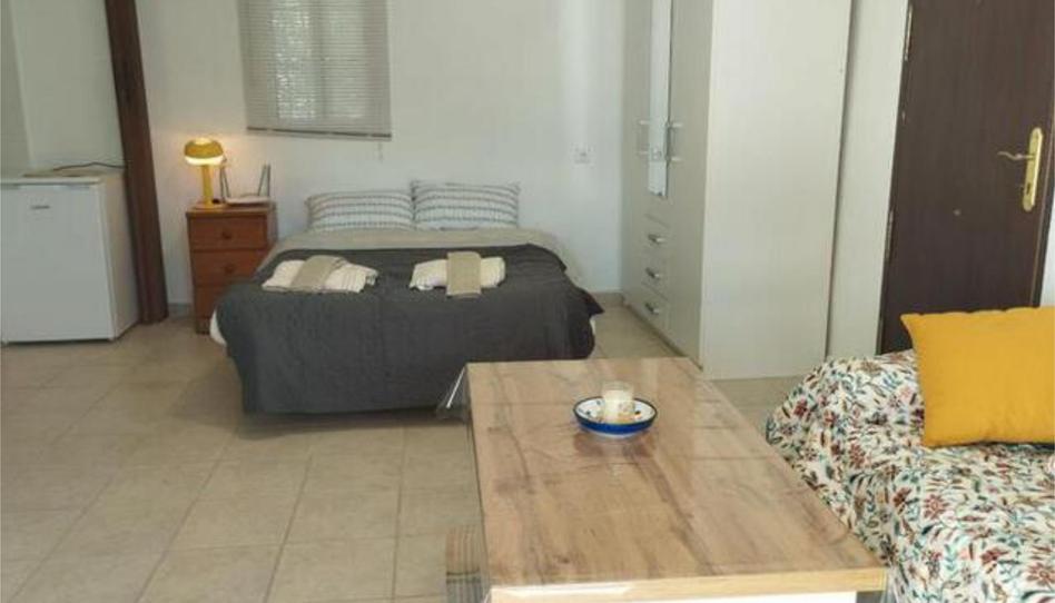 Estudi de lloguer a Las Cañadas, Málaga - imatge 1 Foto 1 de Estudi de lloguer a Las Cañadas, Málaga