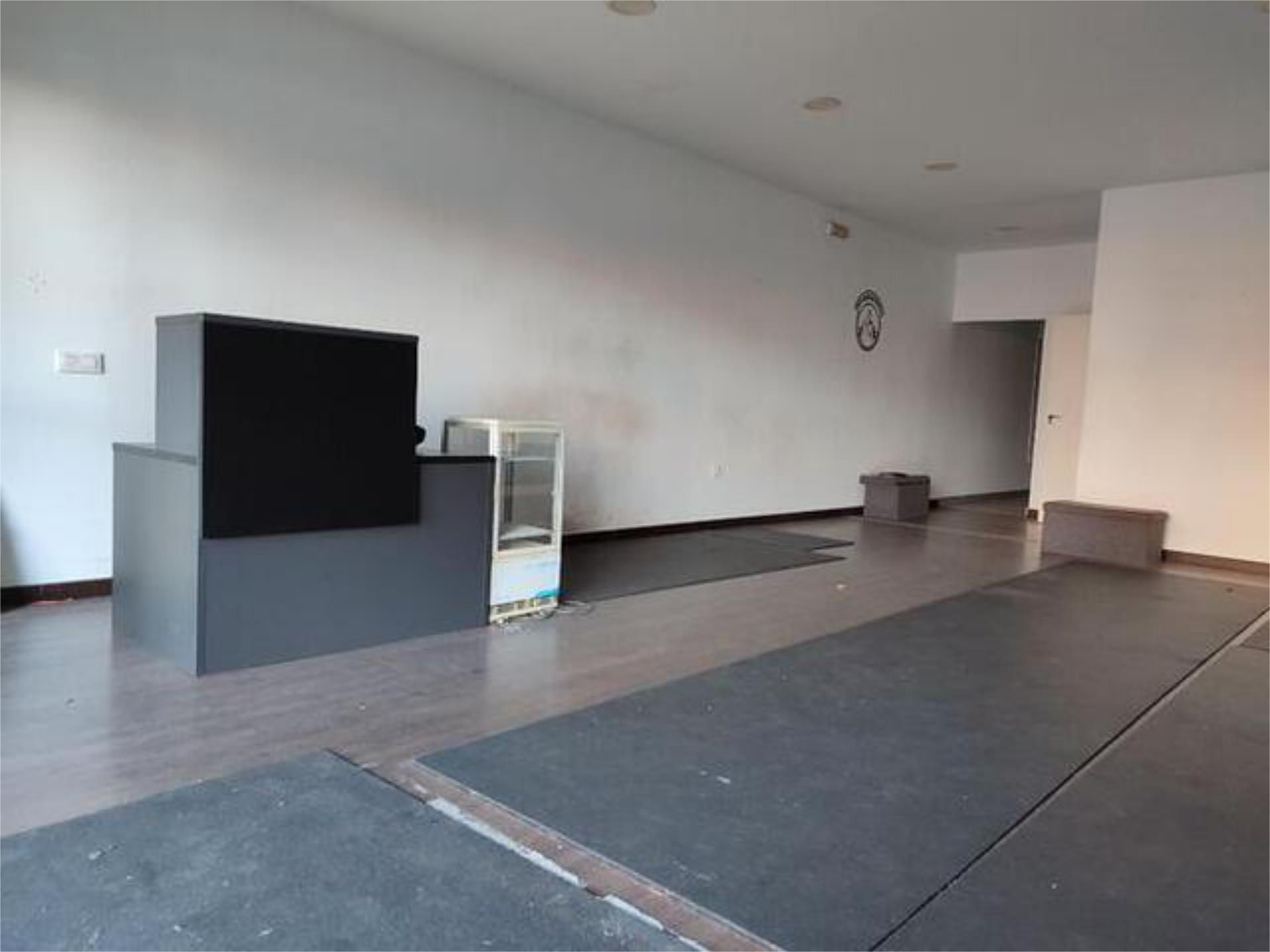 Industrial buildings to rent in Santa Marina Industrial buildings to rent in Badajoz Capital with Air Conditioner